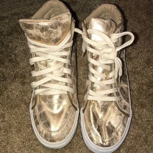 Gold Soda Trainers